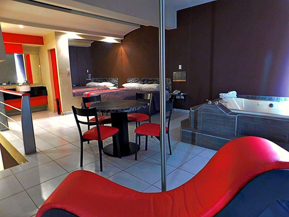 Motel California Norte Чіуауа Екстер'єр фото