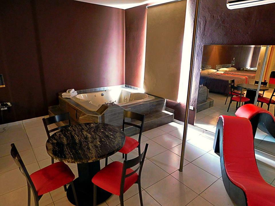 Motel California Norte Чіуауа Екстер'єр фото